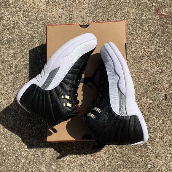 NWT Jordan 12 Retro “Playoffs” Size 7 men /8.5-9 women - Picture 6 of 10